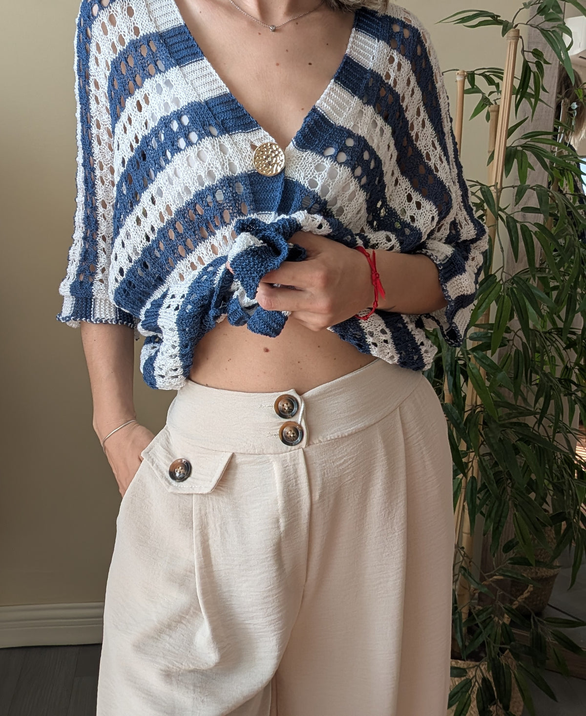 Pantalón palazzo beige de pierna ancha para mujer
